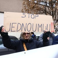 Prosvjed protiv korona mjera u Zagrebu