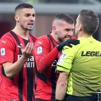 Ante Rebić AC Milan i sudac Marco Serra