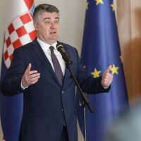 Milanović odlikovao pilota Borovića