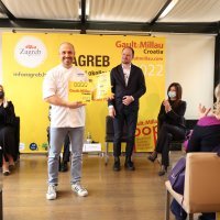 Tvrtko Šakota, Chef i vlasnik restorana Nav