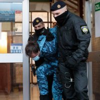 Privođenje osumnjičenog za ubojstvo u centru Rijeke