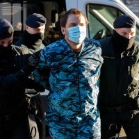 Privođenje osumnjičenog za ubojstvo u centru Rijeke