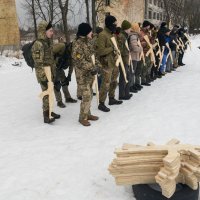 Vojni trening za civile u Ukrajini