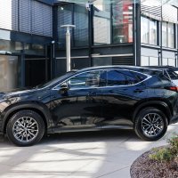 Novi Toyota RAV4 Plug-in Hybrid i Lexus NX