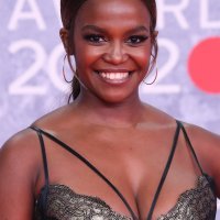 Oti Mabuse u haljini eNVy rooma