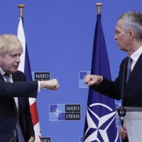 Boris Johnson i Jens Stoltenberg