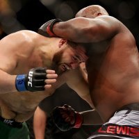 Tai Tuivasa i Derrick Lewis