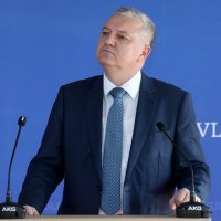 Ministar Darko Horvat obratio se medijima na temu obnove