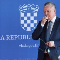 Ministar Darko Horvat obratio se medijima na temu obnove