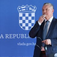 Ministar Darko Horvat obratio se medijima na temu obnove