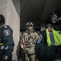 Kanadska policija u akciji raščišćavanja ulica Ottawe od prosvjednika