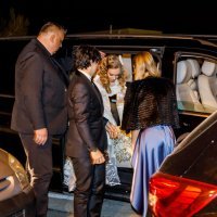 Petar Grašo i Hana Huljić s uzvanicima stigli u restoran