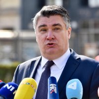 Zagreb: Predsjednik Milanović obišao izložbu "Žene i tehnika" povodom Međunarodnog dana žena