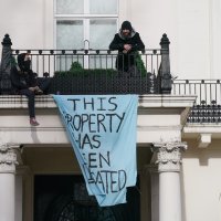 Skvoteri zauzeli vilu ruskog oligarha Olega Deripaske u Londonu