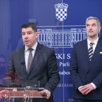 Nikola Grmoja, Nino Raspudić