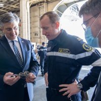 Andrej Plenković na nosaču aviona 'Charles de Gaulle'