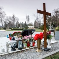 Grob Milana Bandića