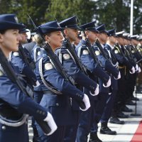 Milanović uručio bodeže umirovljenim časnicima