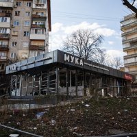 Razorena stambena zgrada u Kijevu