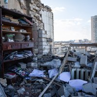 Razorena stambena zgrada u Kijevu