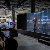 Mercedes-Benz otvara novu tvornicu baterija i najavljuje premijeru novog SUV-a EQS