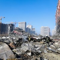 Raketiranje šoping centra u Kijevu