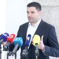 Davor Bernadić održao konferenciju o dvije godine zagrebačkog potresa