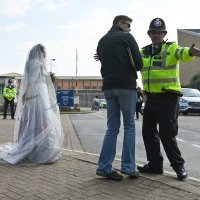 Vjenčanje Juliana Assangea i Stelle Morris