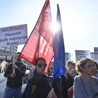 Prosvjed protiv otkaza u Holdingu