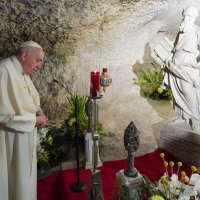 Papa Franjo na Malti