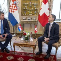 Zoran Milanović sa švicarskim predsjednikom Ignazijem Cassisom