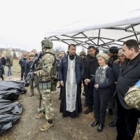 Ursula von der Leyen i Josep Borell u Kijevu i Buči, Ukrajina