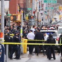 Pucnjava u podzemnoj željeznici u New Yorku