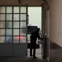 Uhićeni gradonačelnik Kutine Zlatko Babić i još tri osobe dovedeni na Županijski sud u Zagrebu