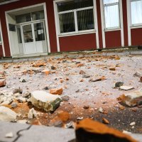 Cigle na ulicama Mostara nakon što je jak potres pogodio BiH