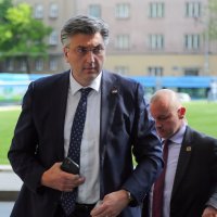 Zajednička sjednica Predsjedništva i Nacionalnog vijeća HDZ-a