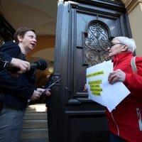 Predstavnici Koordinacije SSSH dijelili su letke zastupnicima Skupštine Grada Zagreba