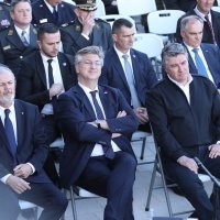 Milanović i Plenković zajedno na Svečanoj akademiji povodom 31. obljetnice 4. gardijske brigade