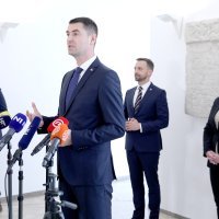 Novi ministri i potpredsjednica Vlade RH obratili se medijima