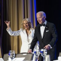Joe Biden na večeri s dopisnicima iz Bijele kuće