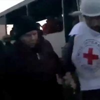 Civili napuštaju čeličanu Azovstal u Mariupolju