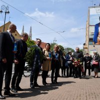Tomašević sa suradnicima odao počast civilima stradalim za vrijeme raketiranja Zagreba