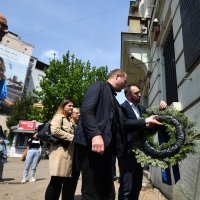 Tomašević sa suradnicima odao počast civilima stradalim za vrijeme raketiranja Zagreba