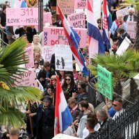 Prosvjed građana Ilovika i Lošinja zbog dogradnje luke Mrtvaška