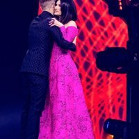 Alessandro Cattelan i Laura Pausini