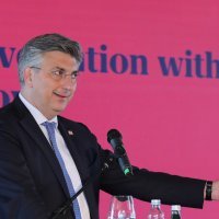 Premijer Plenković sudjelovao na konferenciji European Young Leaders u Westinu