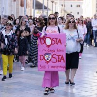Prosvjed DOSTA! u Splitu