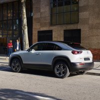 Mazda osvježila MX-30 za 2022.