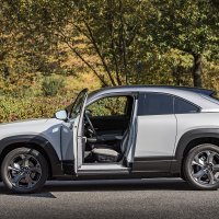 Mazda osvježila MX-30 za 2022.