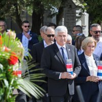 Izaslanstvo HDZ-a položilo je vijenac na grobu Franje Tudjmana